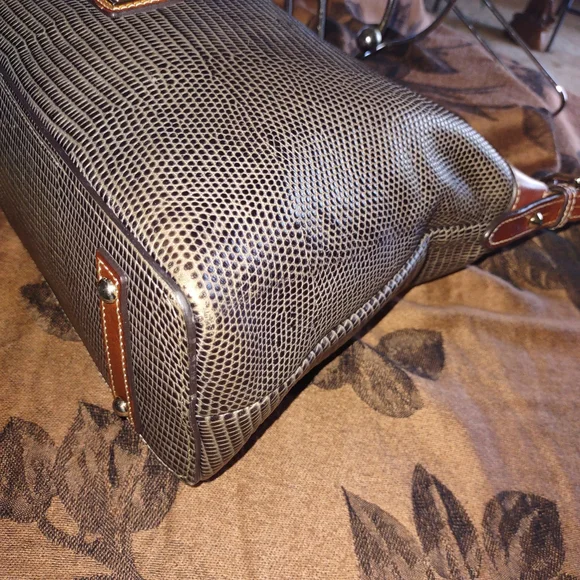 Dooney & Bourke Textured Brown and Black Shoulder Bag - Picture 5 of 12